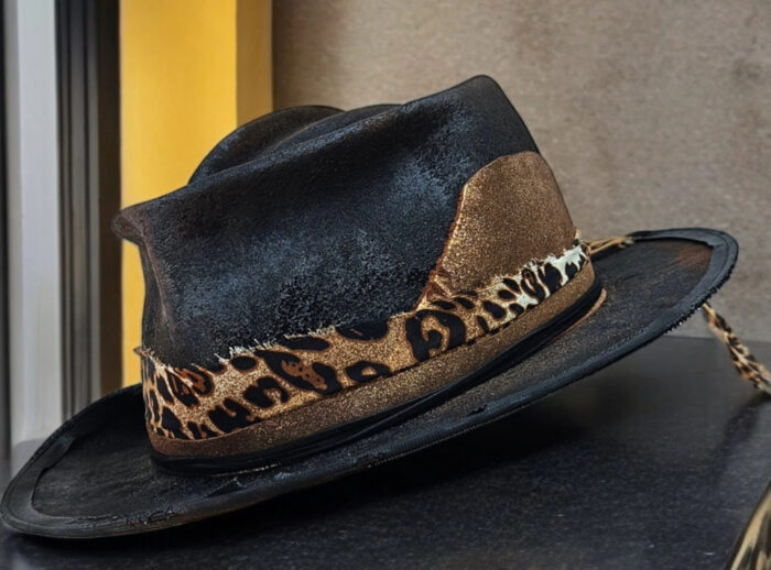 Trashy Black Hat- 57cm - Image 5