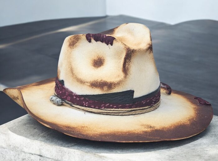 Burnt White Hat - 55cm - Image 3